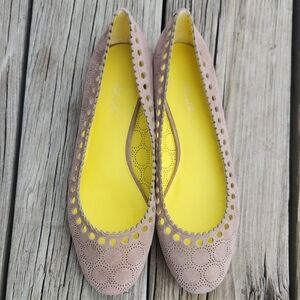 Diane Von Furstenberg Taupe Lazer Cut Suede Flats Size 8.5 In EUC